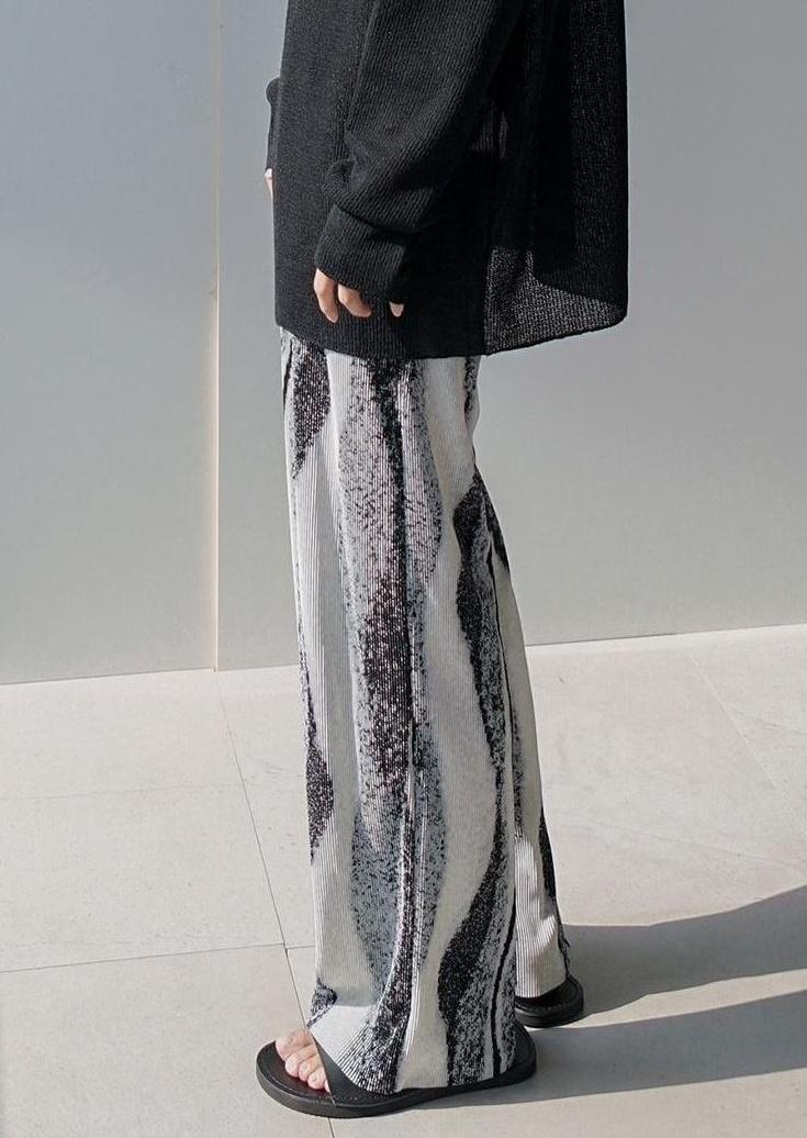 Relaxed Chic Pleated Wideleg Trousers
