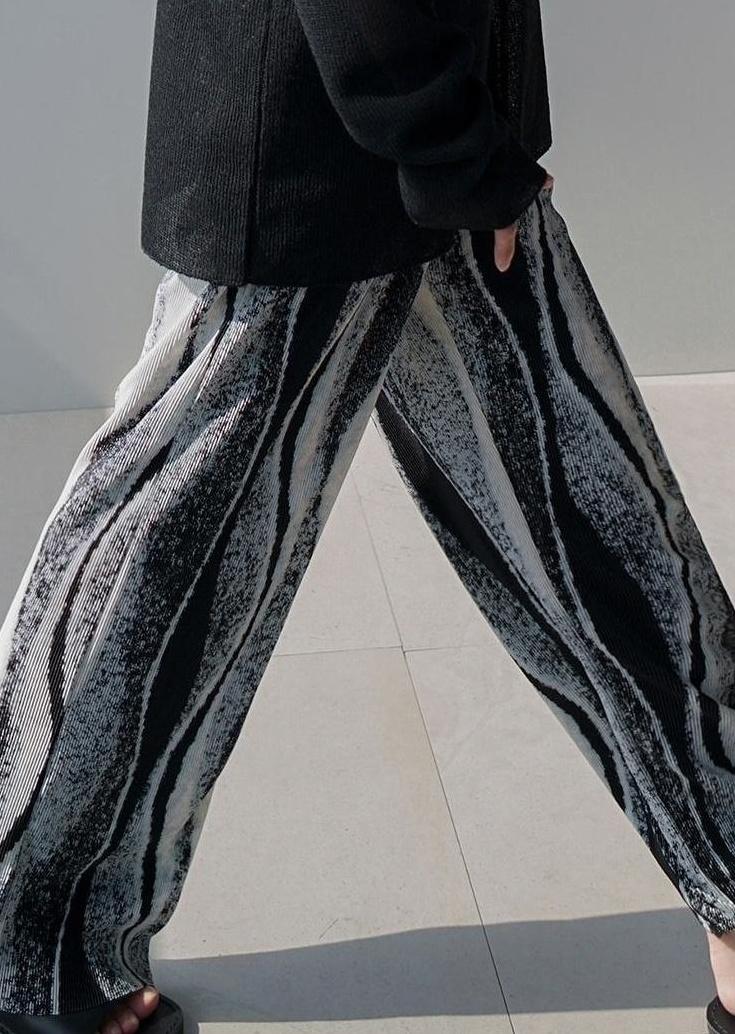 Relaxed Chic Pleated Wideleg Trousers