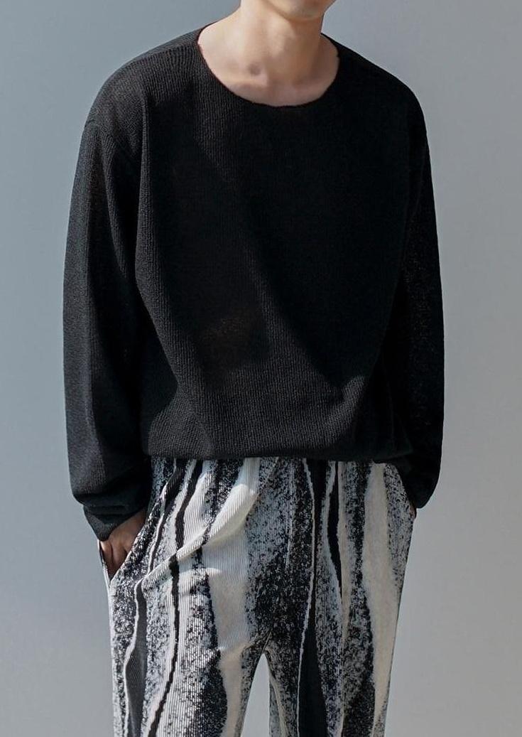 Relaxed Chic Pleated Wideleg Trousers