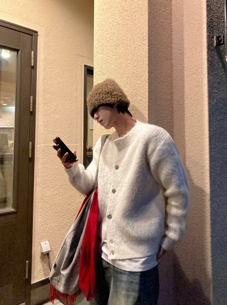 Relaxed Crew Neck Knit Cardigan