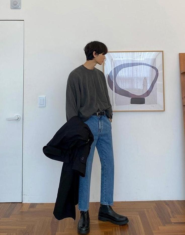 Relaxed Fit Casual Jeans