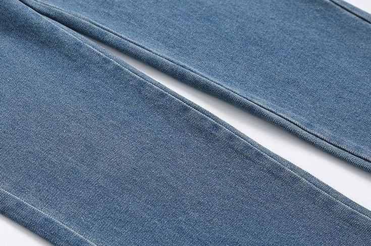 Relaxed Fit Casual Jeans