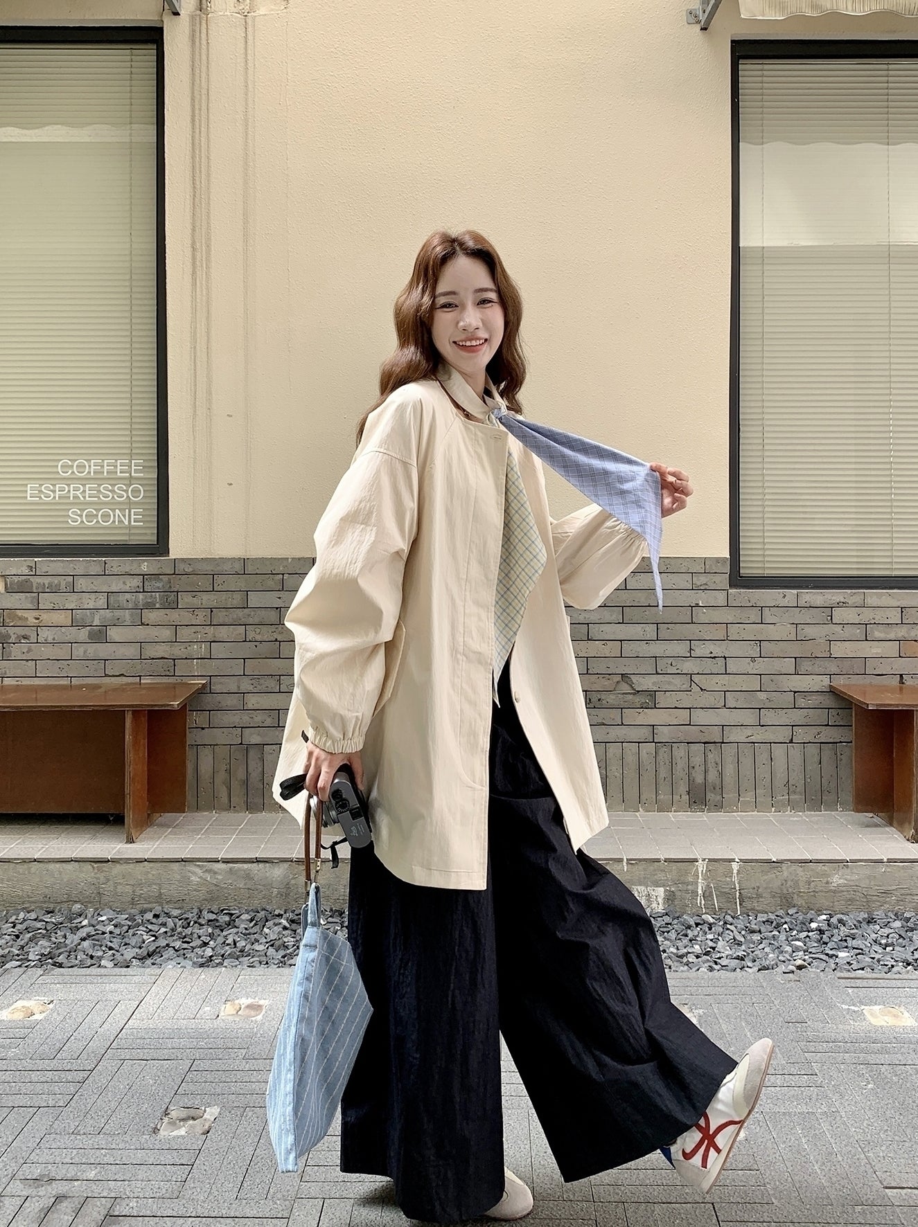 Relaxed Fit Casual Trench Coat Lightweight Stylish Outerwear