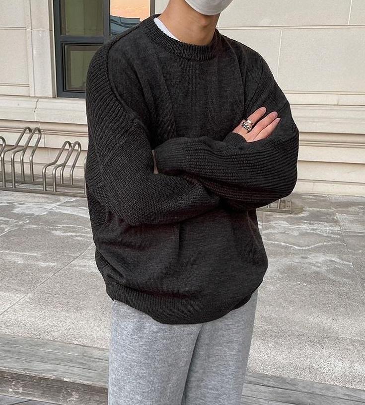 Relaxed Fit Knit Pullover Sweater