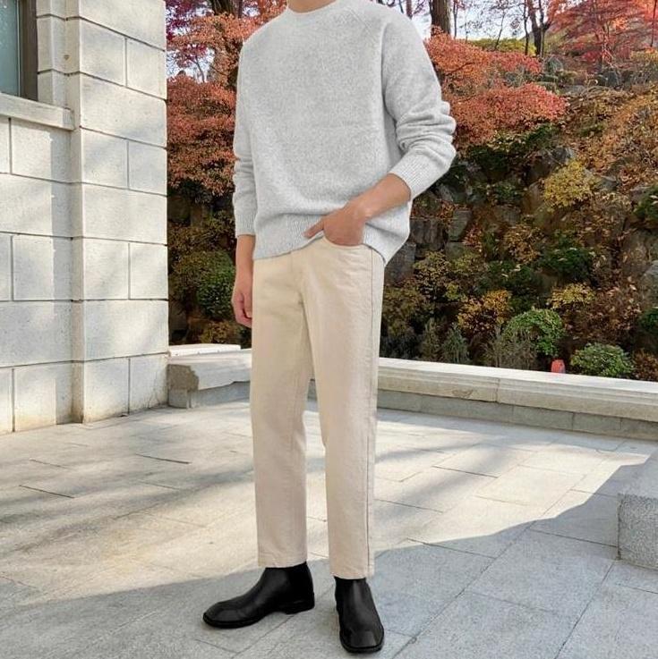 Relaxed Fit Stretch Trousers