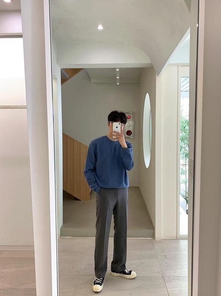 Relaxed Fit Tailored Trousers