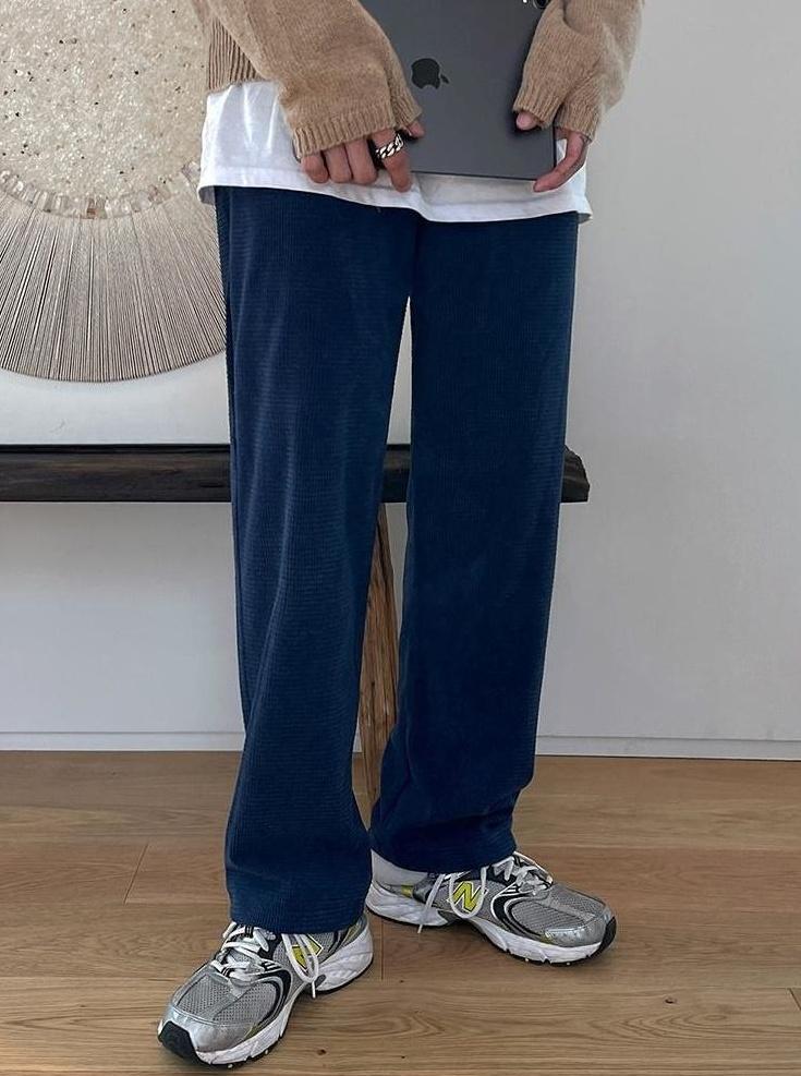 Relaxed Fit Waffle Trousers