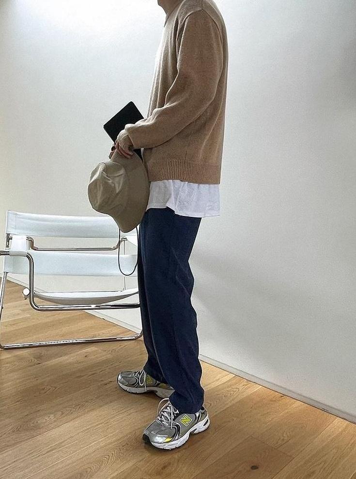 Relaxed Fit Waffle Trousers