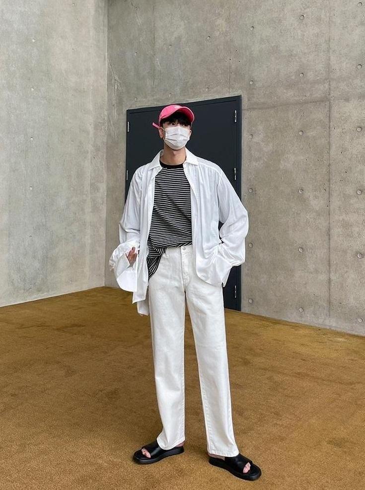 Relaxed Fit Washed Casual Pants
