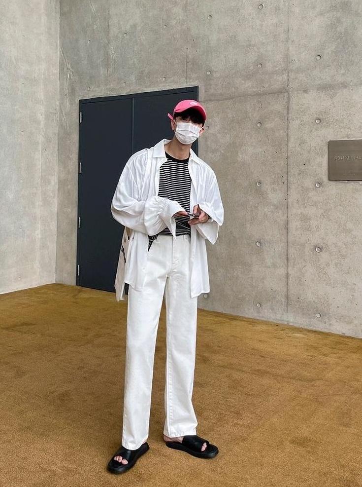Relaxed Fit Washed Casual Pants