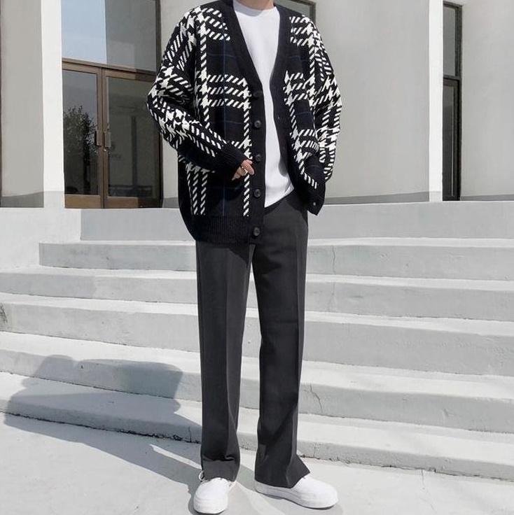 Relaxed Fit Wide Leg Trousers