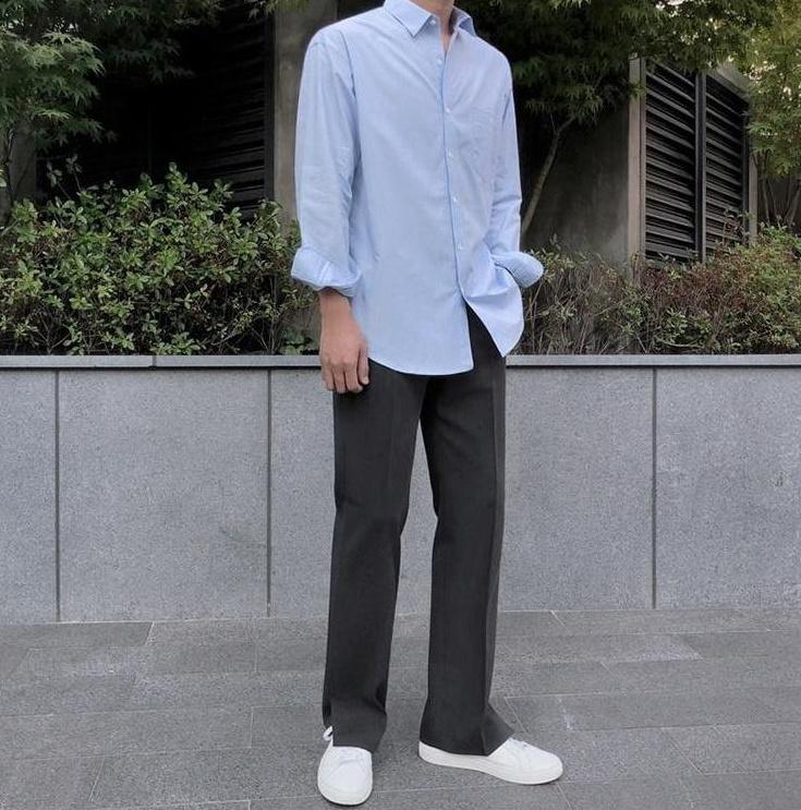 Relaxed Fit Wide Leg Trousers