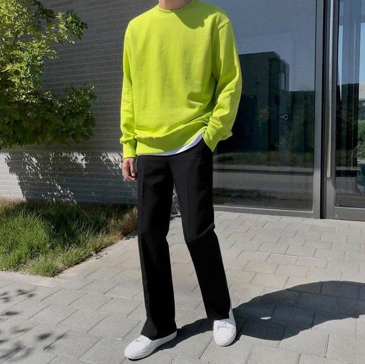 Relaxed Fit Wide Leg Trousers