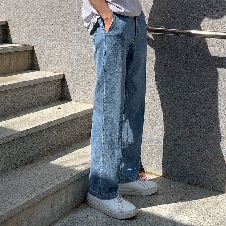 Relaxed Straight Black Vintage Jeans