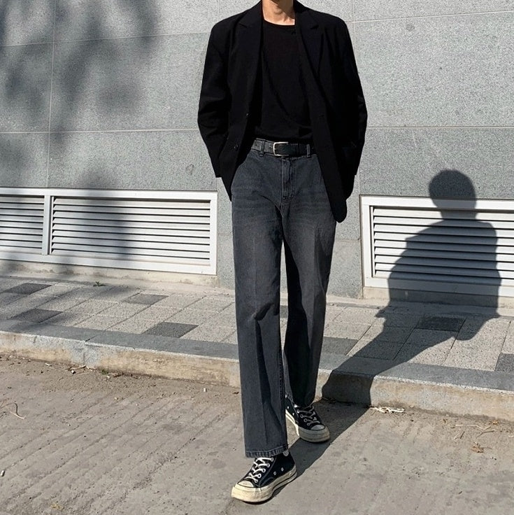 Relaxed Straight Black Vintage Jeans