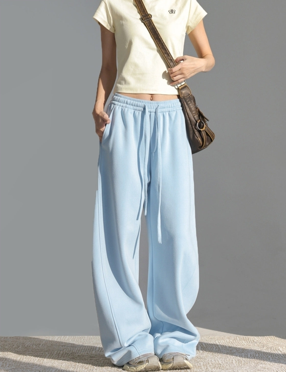 Relaxed Straight Leg Sports Pants