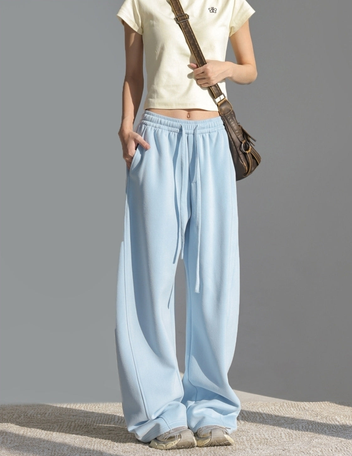 Relaxed Straight Leg Sports Pants