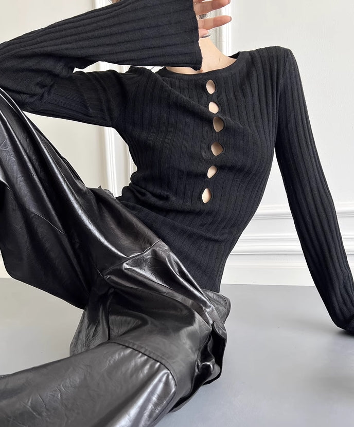 Black Cut-Out Long Sleeves Knit Top