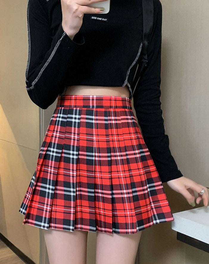 Black and White Pleated Plaid Skirt