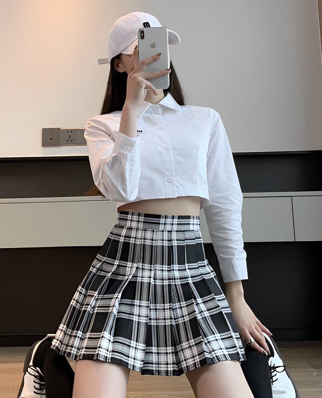 Black and White Pleated Plaid Skirt
