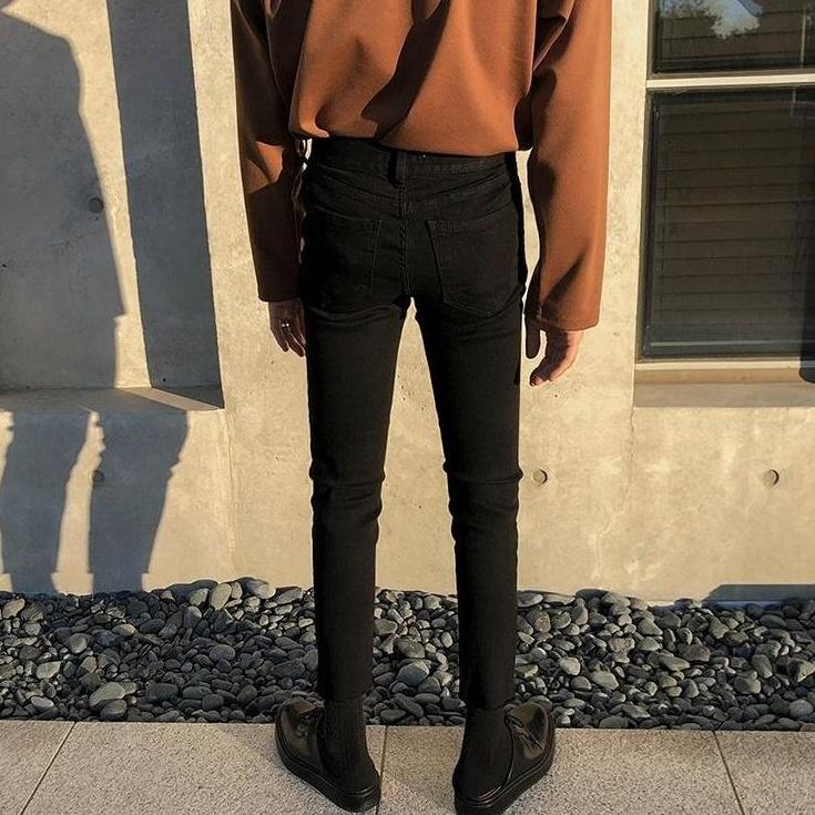 Slim Black Denim Pants With Stretch