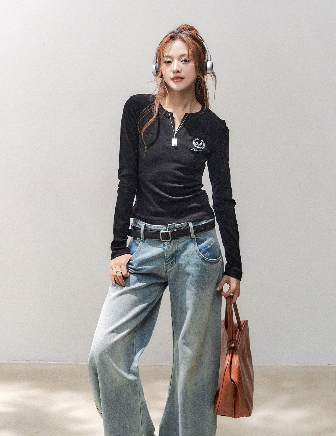 Slim Fit V Neck Long Sleeve Top