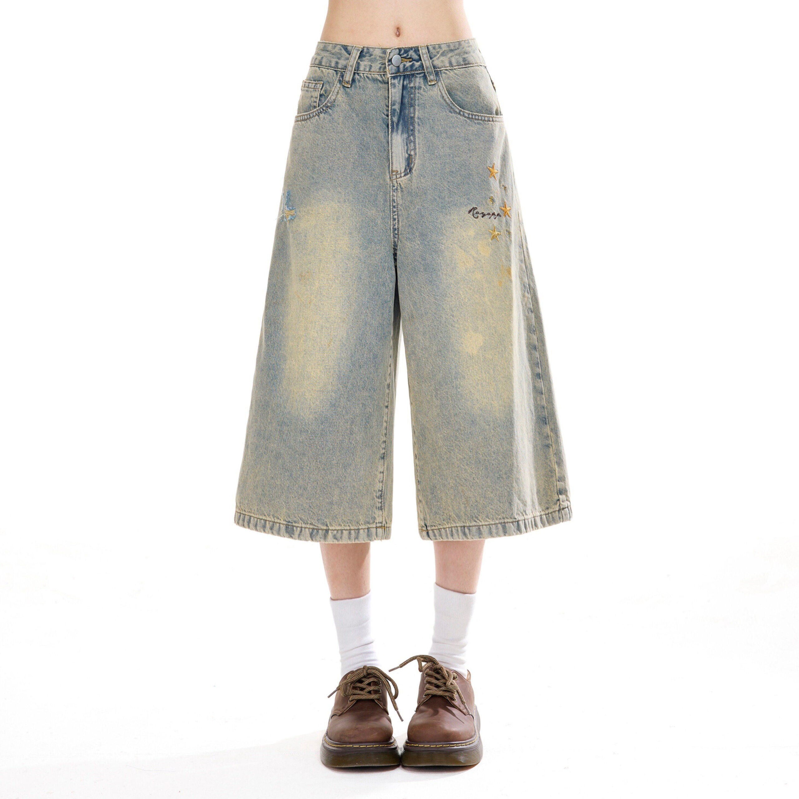 Star Patch Cropped Denim Pants
