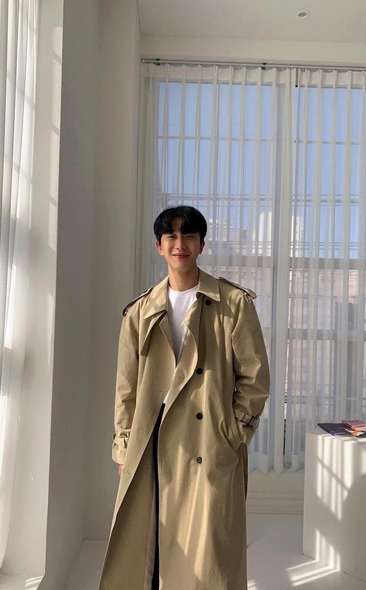 Stylish Autumn Trench Coat