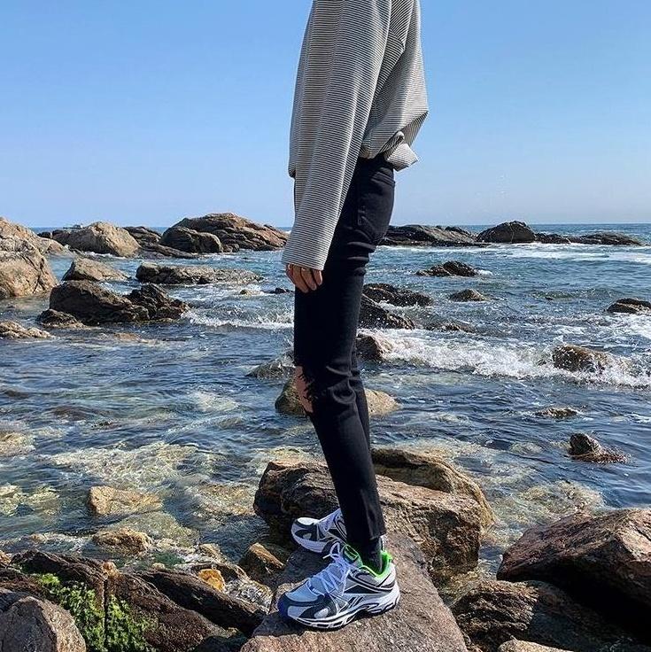 Stylish Black Ripped Denim Pants