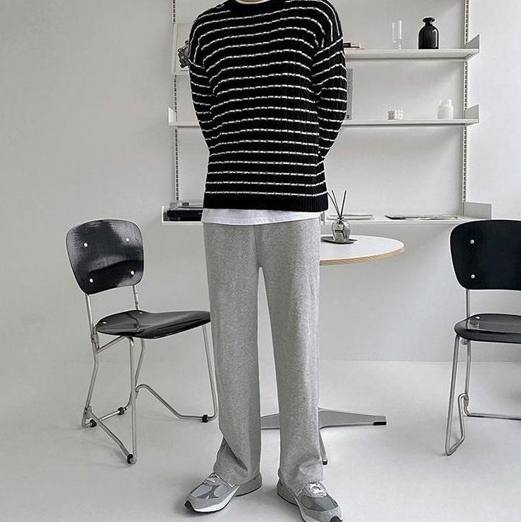 Stylish Relaxedfit Grey Trousers