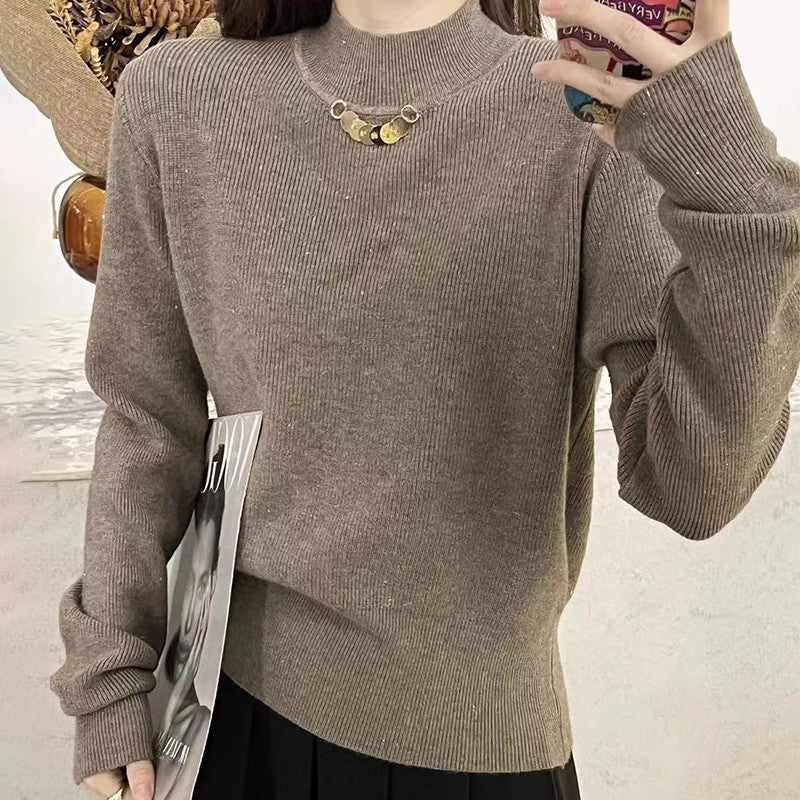 Stylish White Knit Turtleneck Sweater