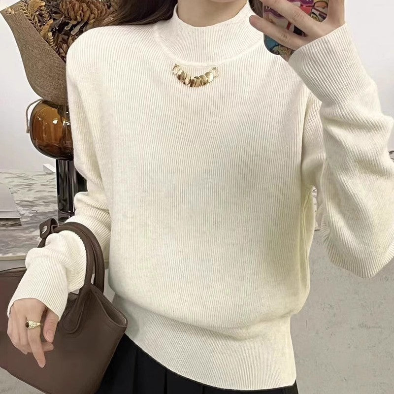 Stylish White Knit Turtleneck Sweater
