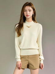 Stylish White Knit Turtleneck Sweater