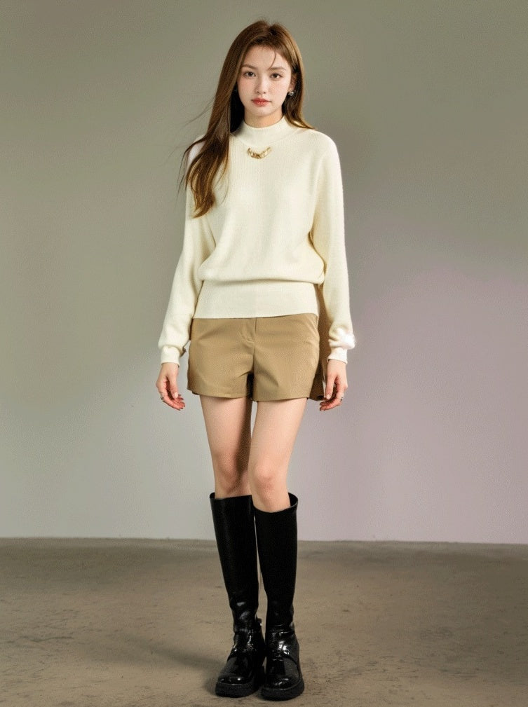 Stylish White Knit Turtleneck Sweater