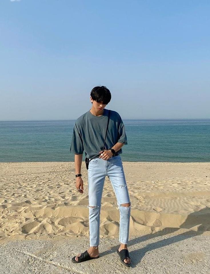 Summer Knit Relaxed Fit Crewneck Tee