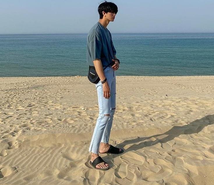 Summer Knit Relaxed Fit Crewneck Tee