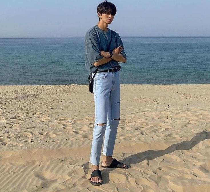 Summer Knit Relaxed Fit Crewneck Tee