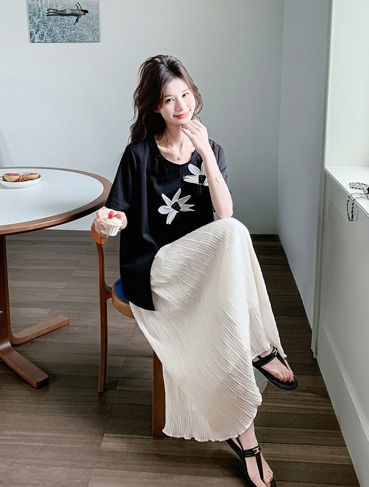 Sweet Chic T Shirt And Skirt Set