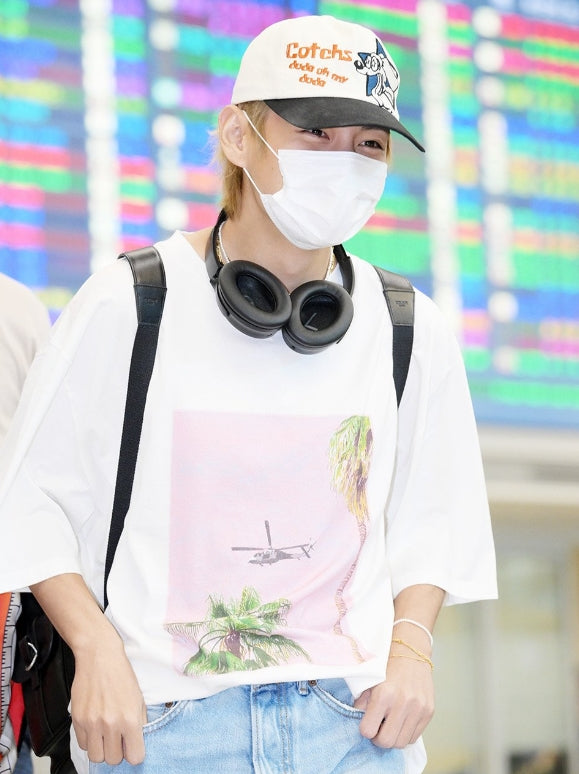 White Scenery Print T-Shirt