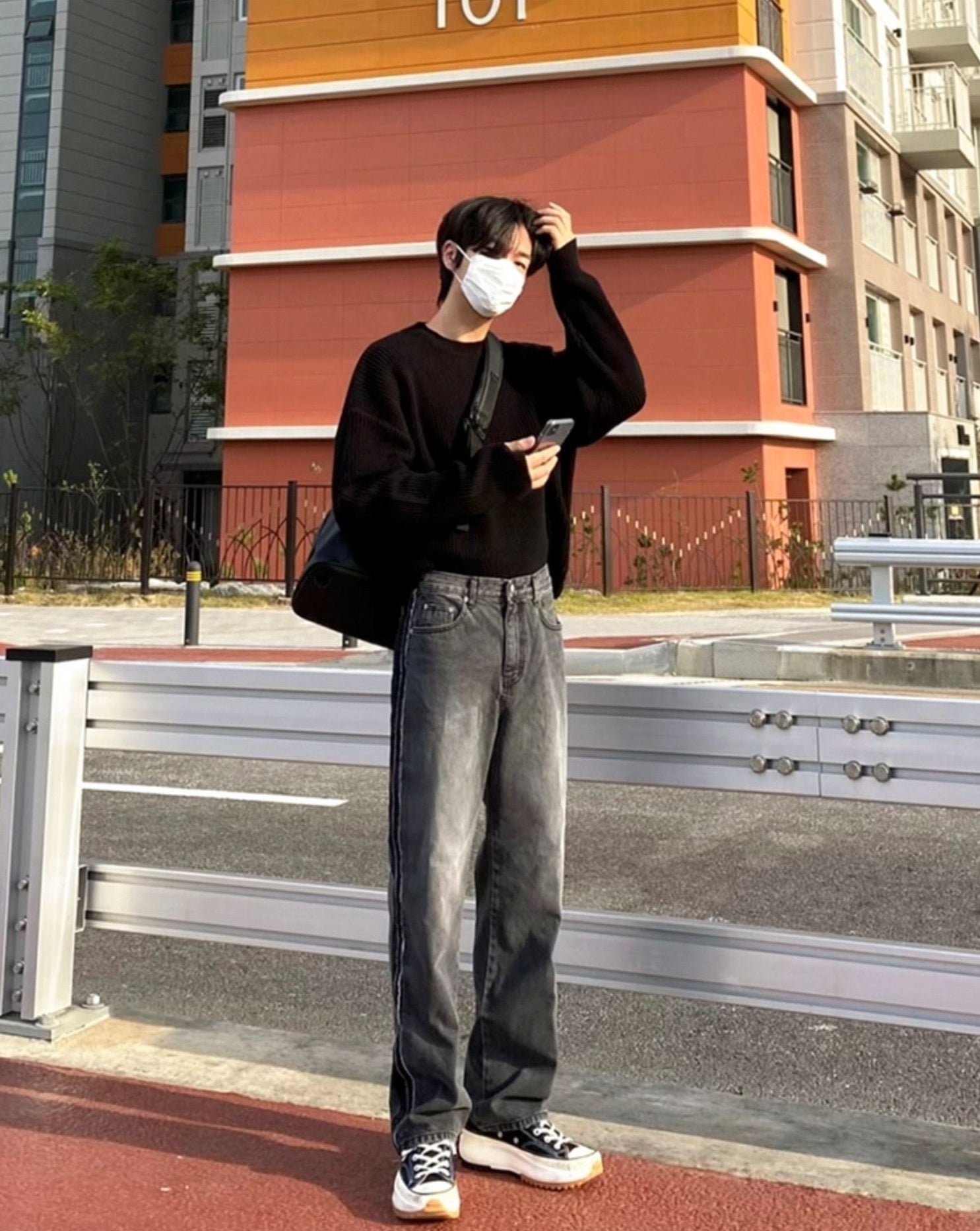 Trendy Black Wideleg Jeans