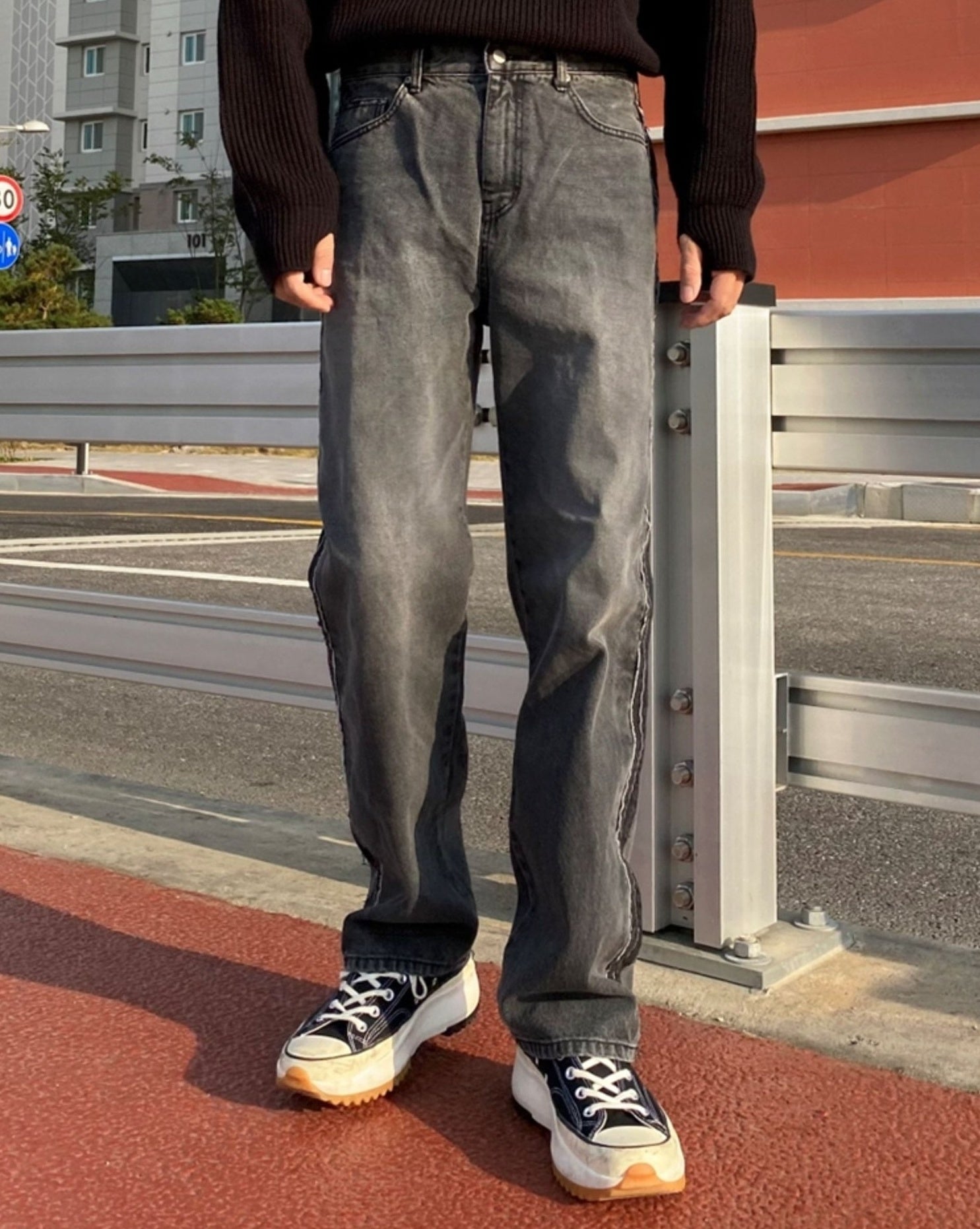 Trendy Black Wideleg Jeans
