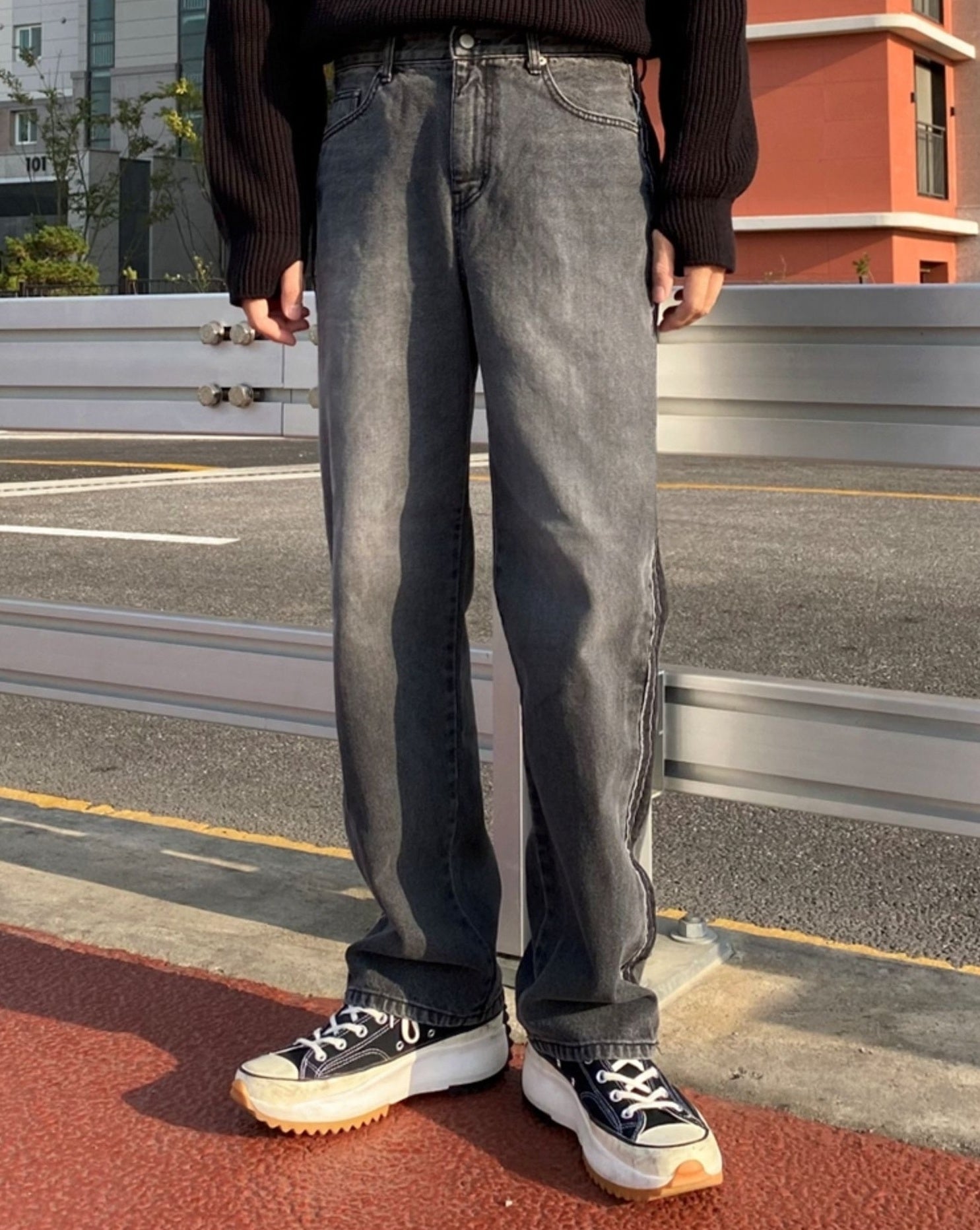 Trendy Black Wideleg Jeans