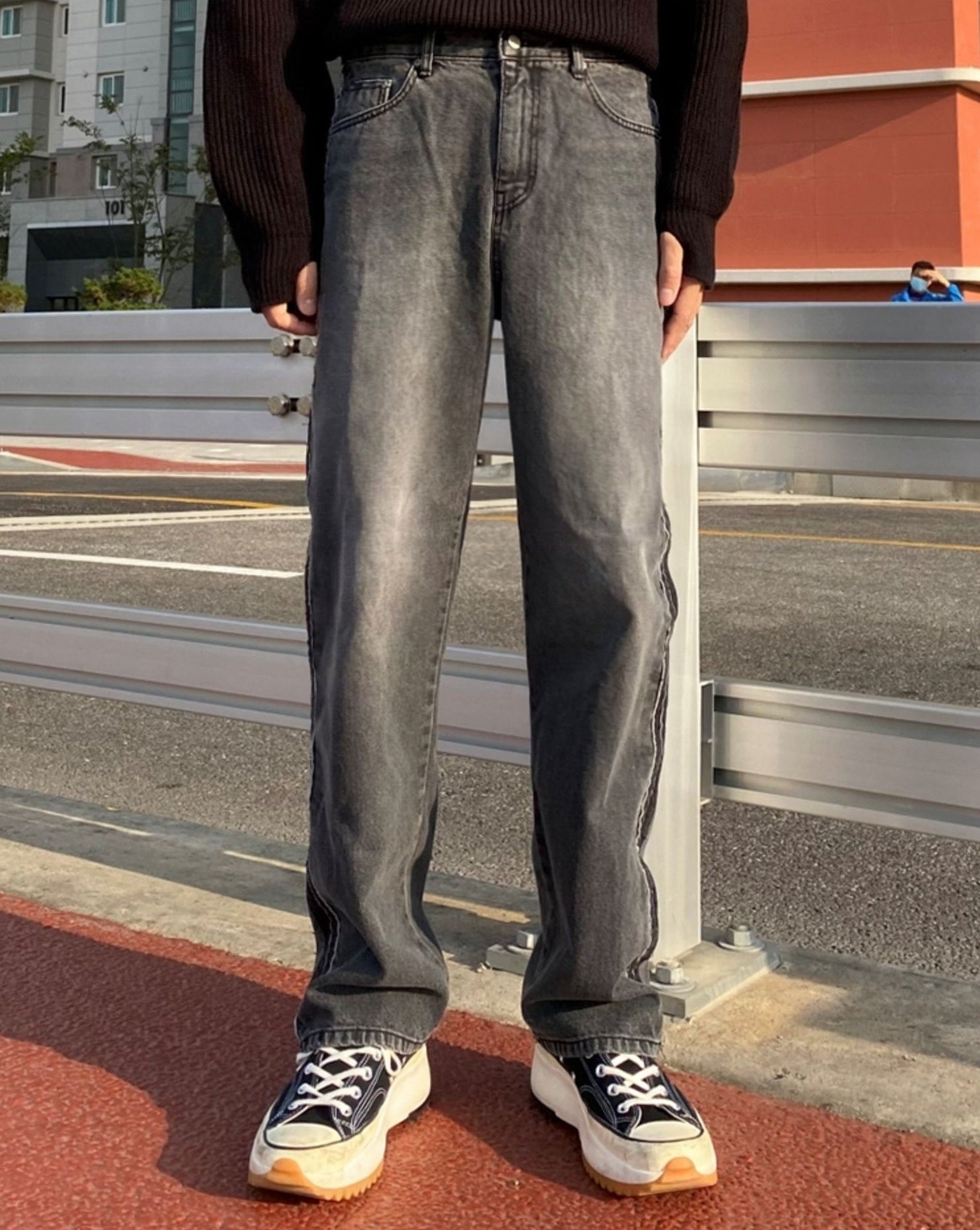 Trendy Black Wideleg Jeans