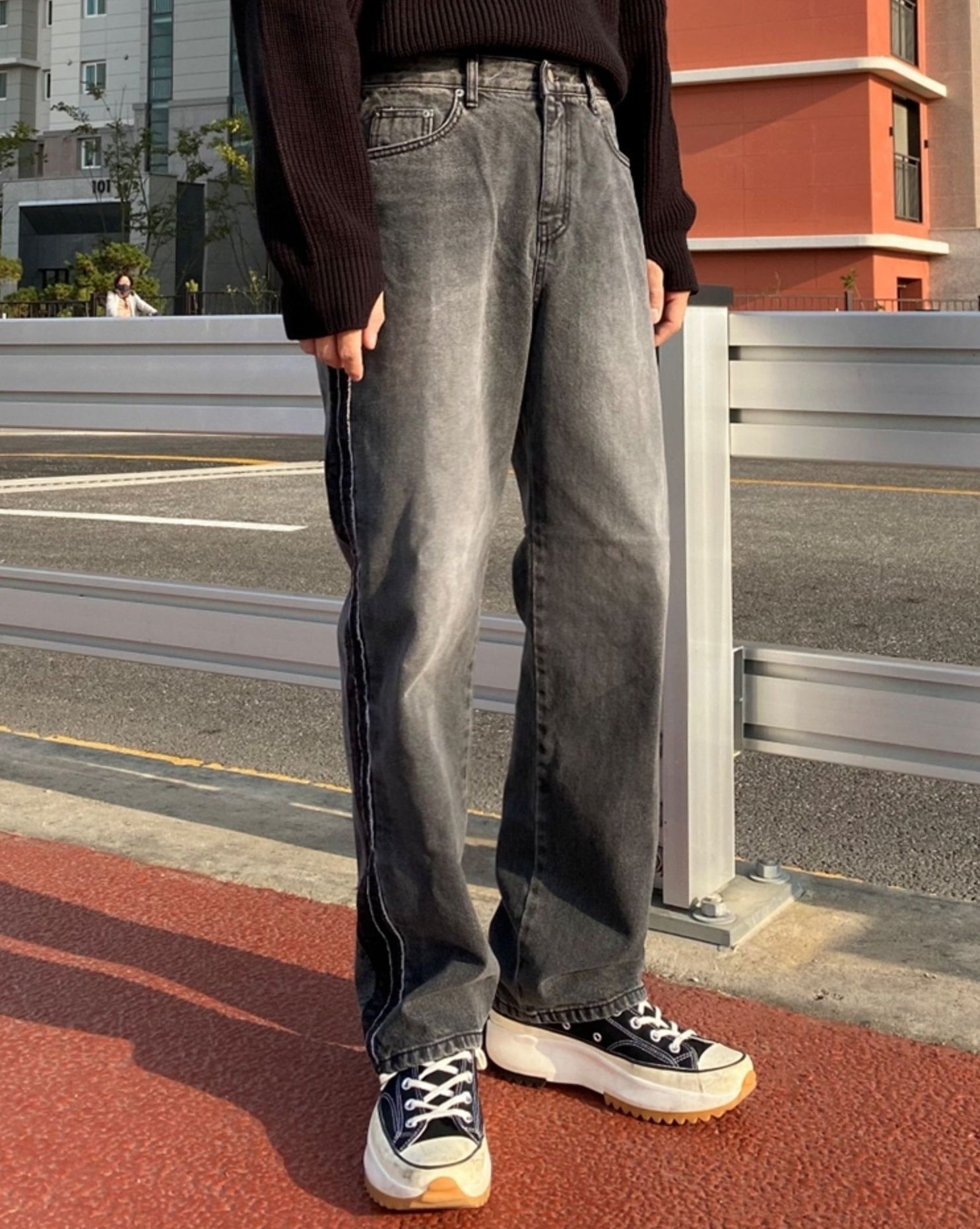 Trendy Black Wideleg Jeans