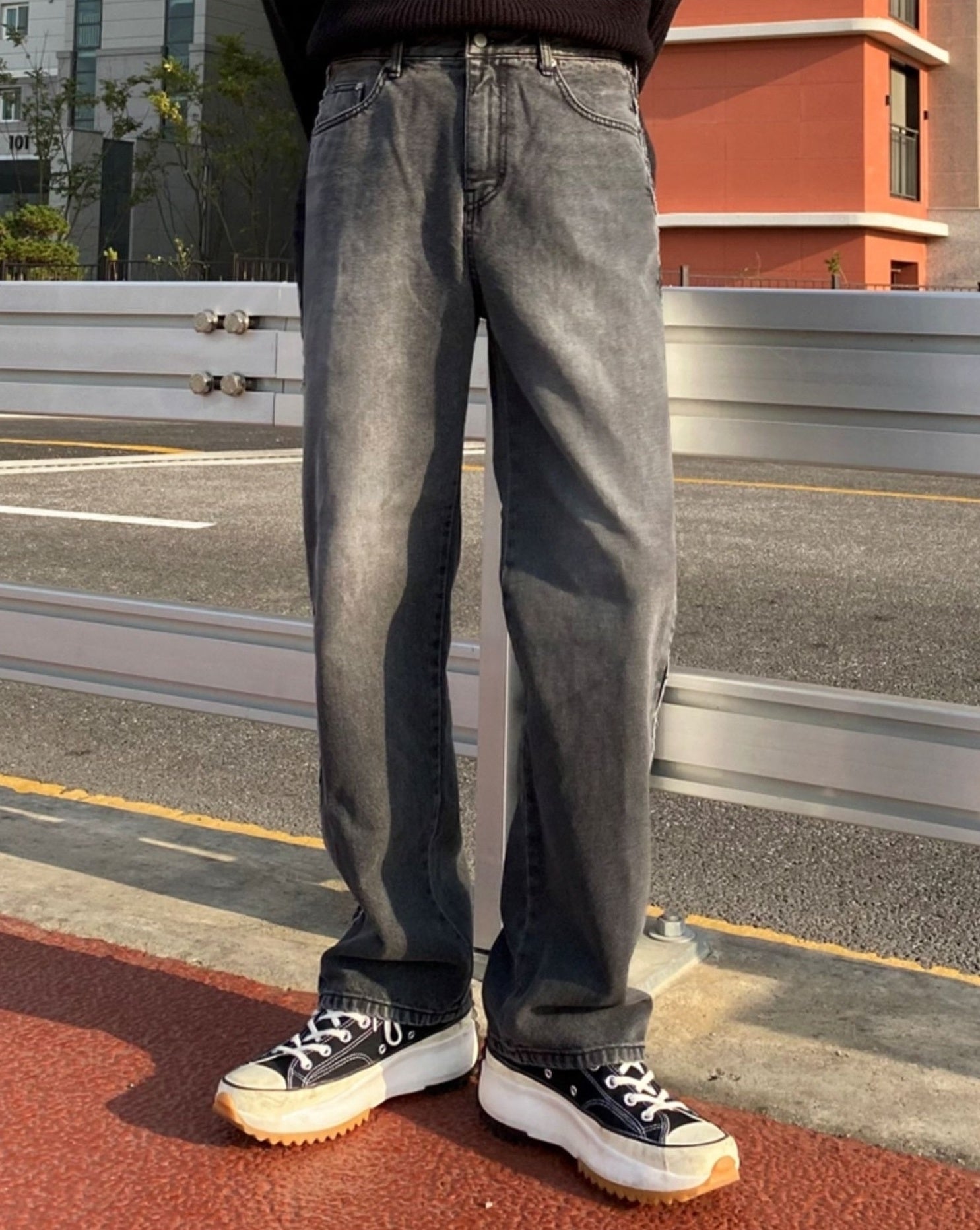 Trendy Black Wideleg Jeans