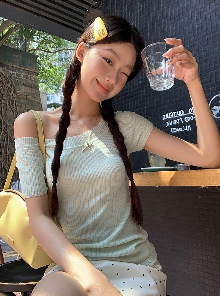 Trendy Offshoulder Knit Top
