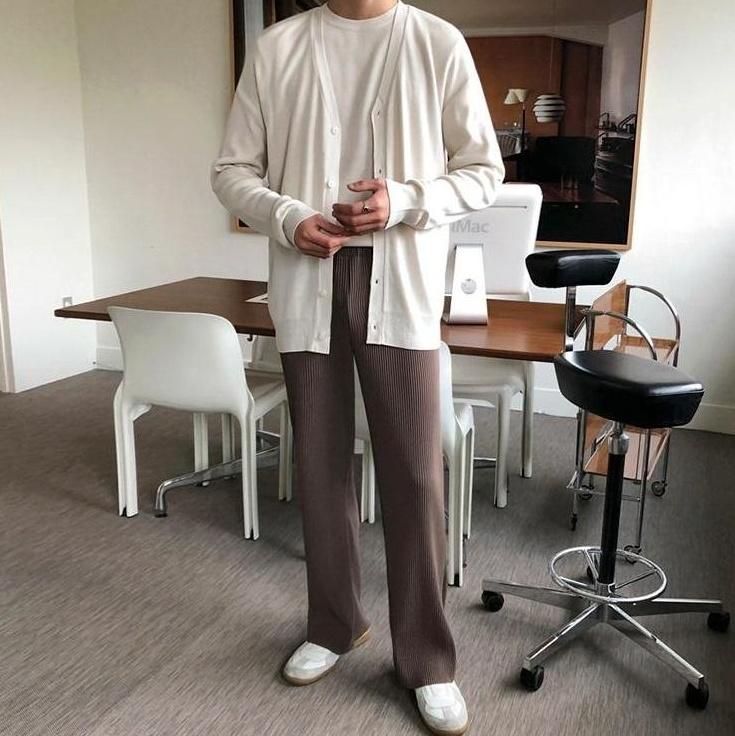 Trendy Relaxed Fit Pleated Trousers