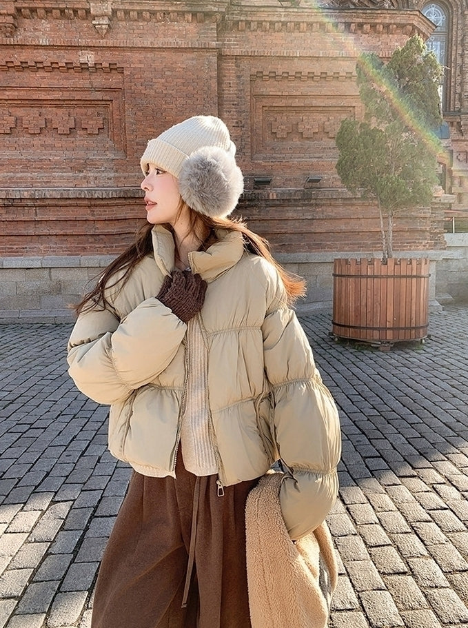 Trendy Short Puffer Jacket With Stylish Sleeves