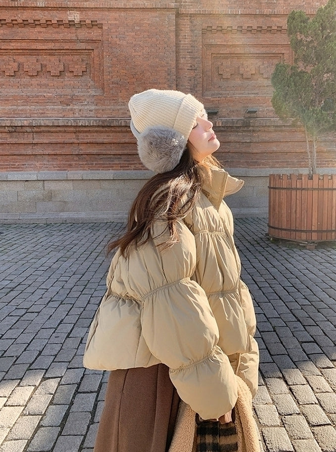 Trendy Short Puffer Jacket With Stylish Sleeves