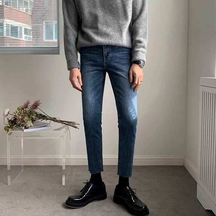 Trendy Slim Fit Distressed Denim Pants